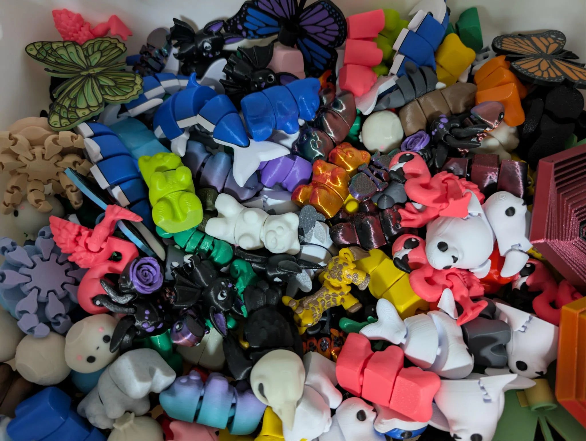 3D Printed Mini Figures & Collectibles | Desk Decor & Toys | LNH Prints