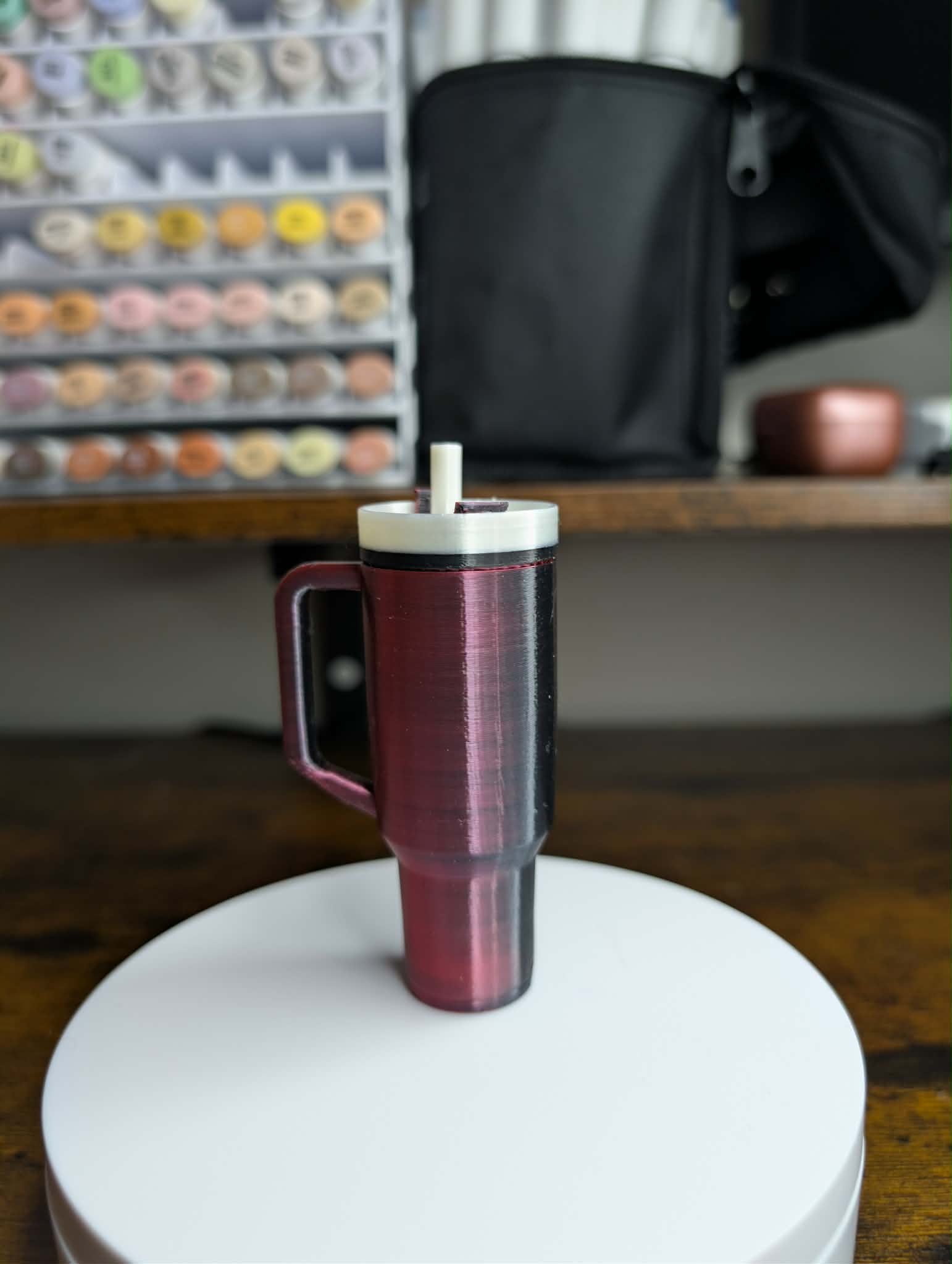 3D printed mini tumbler keychain silk red black with removable lid